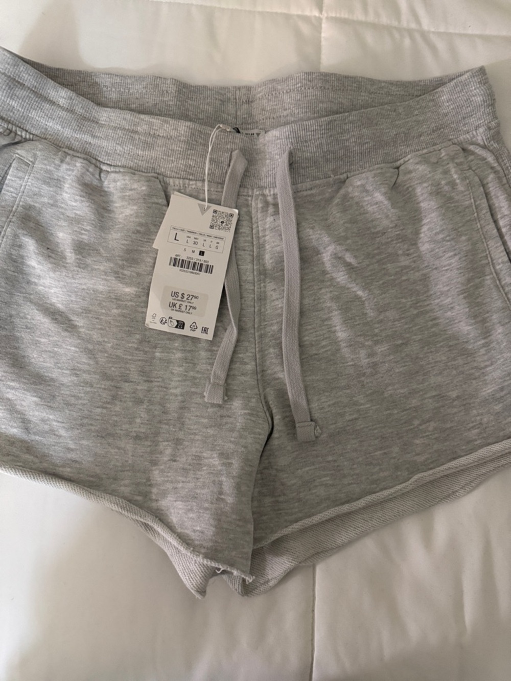 Zara Women’s Light Gray Drawstring Lounge Shorts
